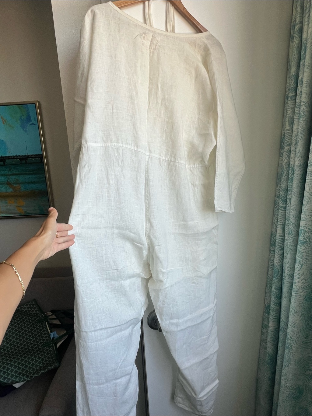 Avy & Co Women’s White V-Neck Jumpsuit — image 4 of 8